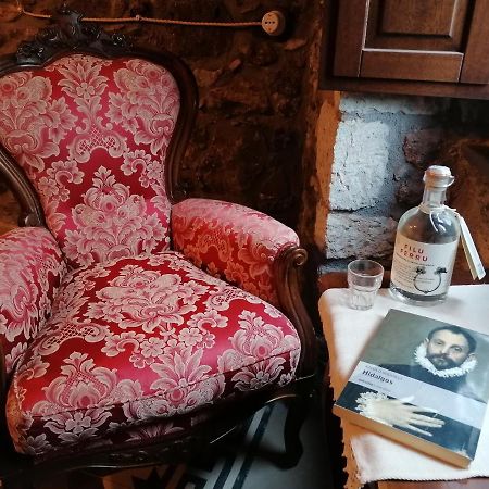 サントゥ・ルッスルジュ Deiana Bed & Breakfast エクステリア 写真
