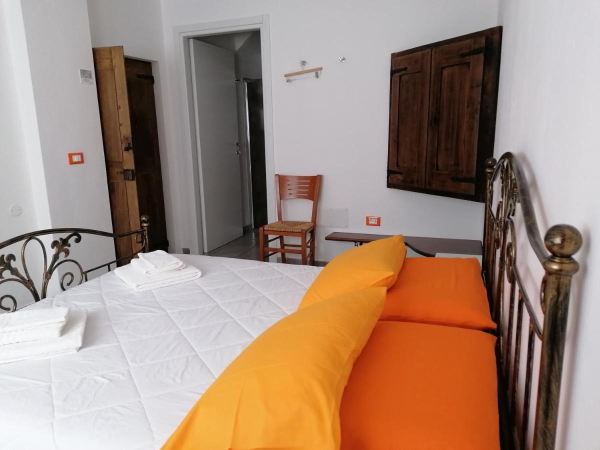 サントゥ・ルッスルジュ Deiana Bed & Breakfast エクステリア 写真