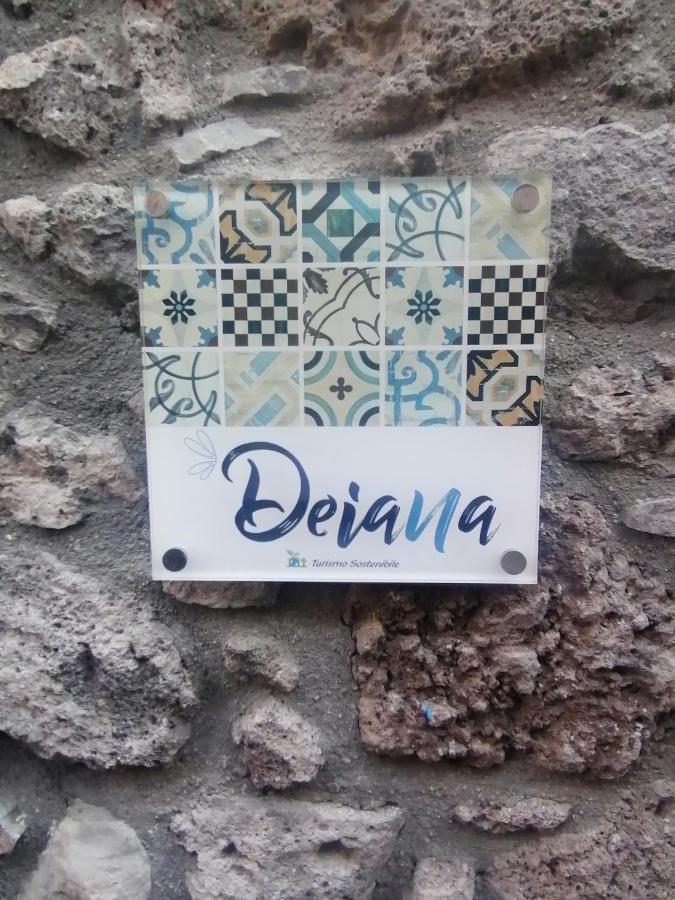 サントゥ・ルッスルジュ Deiana Bed & Breakfast エクステリア 写真