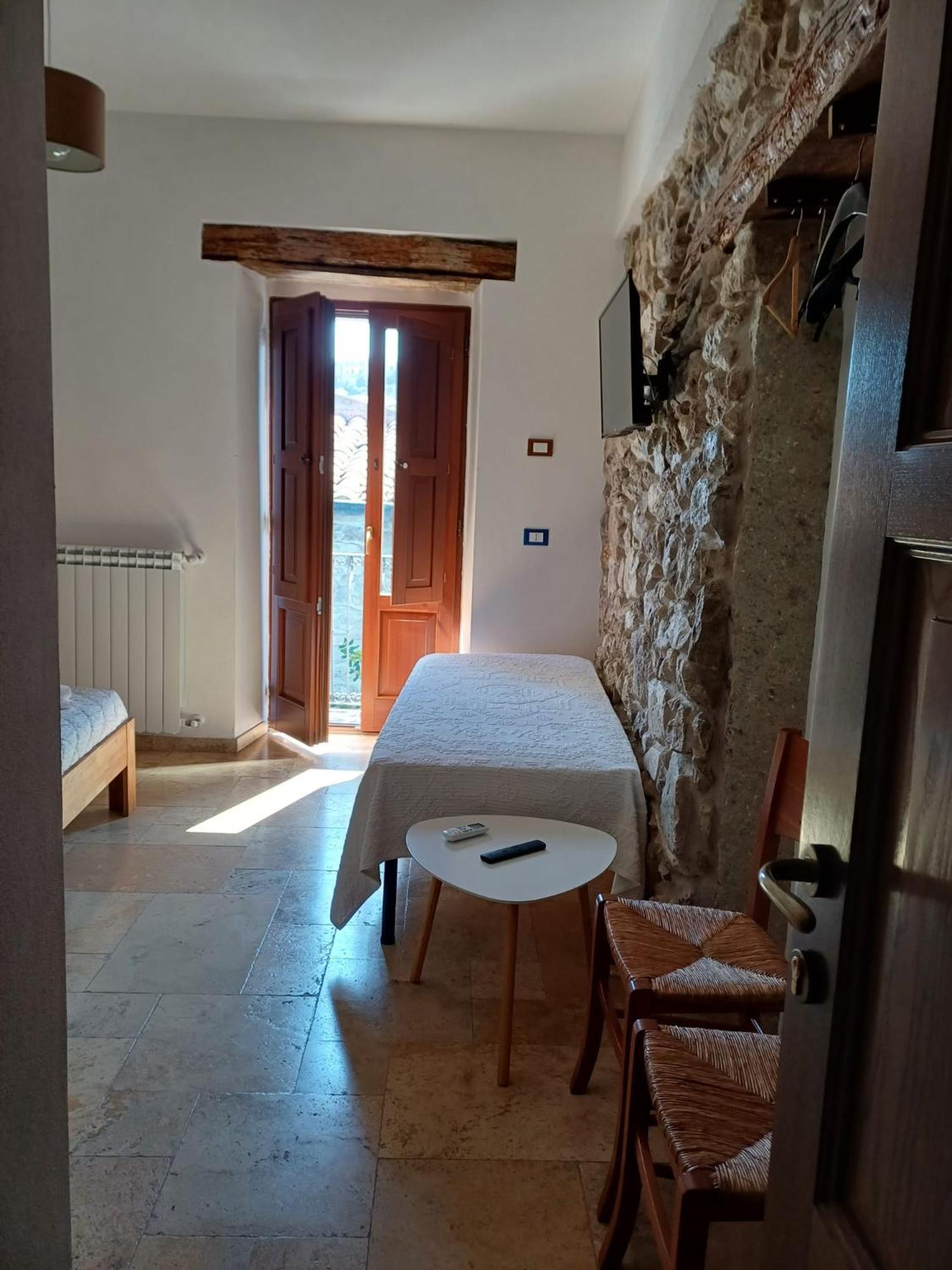 サントゥ・ルッスルジュ Deiana Bed & Breakfast エクステリア 写真